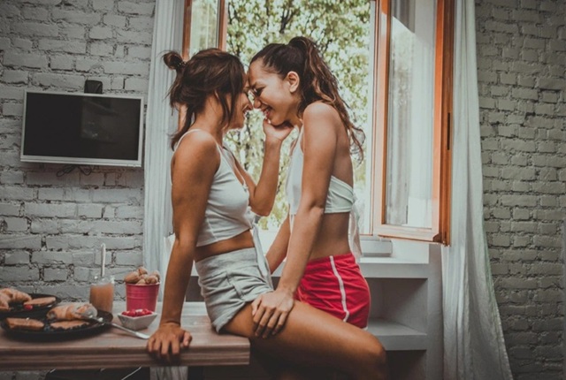 Làm Thế Nào Để Đạt Cực Khoái Trong Quan Hệ Đồng Tính Nữ?